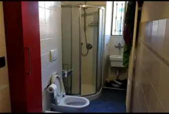Rexer-Torino-Posto-in-doppia-in-Via-Galliari-BAGNO