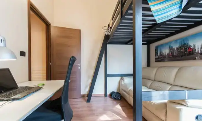 Rexer-Torino-Splendida-camera-singola-nel-centro-di-Torino-studentessa-CAMERA-DA-LETTO