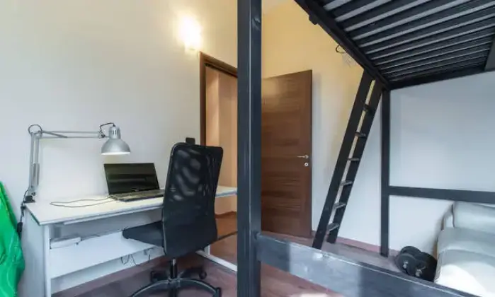 Rexer-Torino-Splendida-camera-singola-nel-centro-di-Torino-studentessa-CAMERA-DA-LETTO