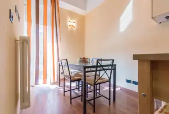Rexer-Torino-Splendida-camera-singola-nel-centro-di-Torino-studentessa-CUCINA