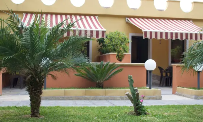 Rexer-Catania-Affittasi-bivani-zona-industriale-per-lavoratori-GIARDINO
