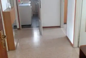 Rexer-Pavia-Con-tre-grandi-stanze-arredato-per-studenti-libero-subito-ALTRO