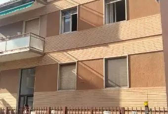 Rexer-Pavia-Con-tre-grandi-stanze-arredato-per-studenti-libero-subito-ALTRO