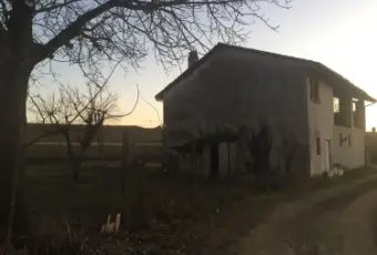 Rexer-Pieve-Porto-Morone-Propriet-rustica-in-vendita-in-via-Emilia-ALTRO