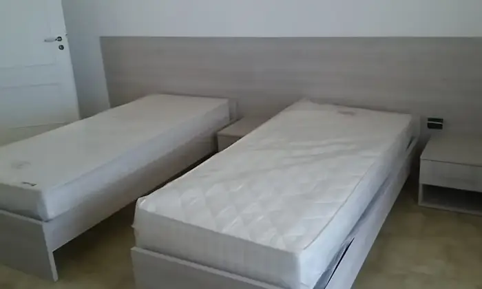 Rexer-Tricase-Affittasi-casa-per-studenti-vicino-ospedale-tricase-CAMERA-DA-LETTO