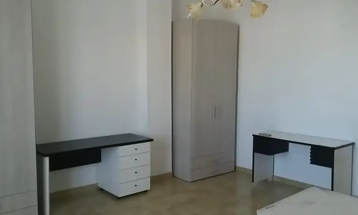 Rexer-Tricase-Affittasi-casa-per-studenti-vicino-ospedale-tricase-CAMERA-DA-LETTO