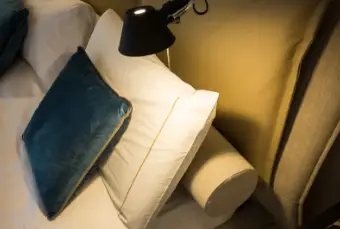 Rexer-Roma-Suite-Trastevere-in-Palazzo-depoca-fronte-fiume-CAMERA-DA-LETTO