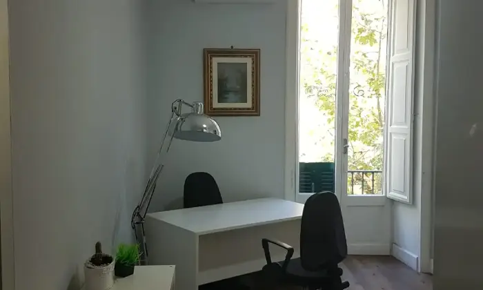 Rexer-Napoli-STANZA-COWORKING-ALTRO