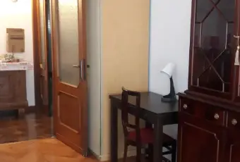 Rexer-Venezia-Affittasi-intero-appartamento-grande-per-studenti-o-lavoratori-CAMERA-DA-LETTO