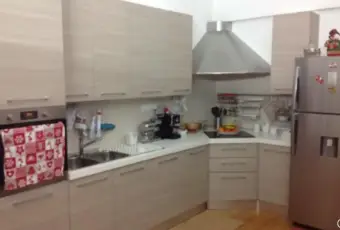 Rexer-Marino-BELLISSIMO-BIVANI-ARREDATO-CON-TUTTI-I-CONFORTS-CUCINA