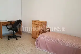 Rexer-Bari-Fitto-Stanza-o-posto-letto-in-centro-a-Bari-BAGNO