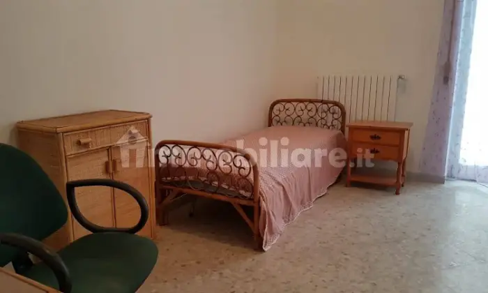 Rexer-Bari-Fitto-Stanza-o-posto-letto-in-centro-a-Bari-BAGNO