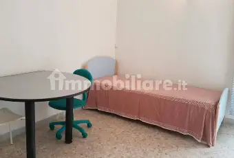 Rexer-Bari-Fitto-Stanza-o-posto-letto-in-centro-a-Bari-BAGNO