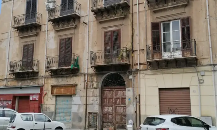 Rexer-Palermo-Affittasi-ampio-e-luminoso-immobile-da-ristrutturareideale-per-studio-professionale-studio-legale-Ufficio-ALTRO