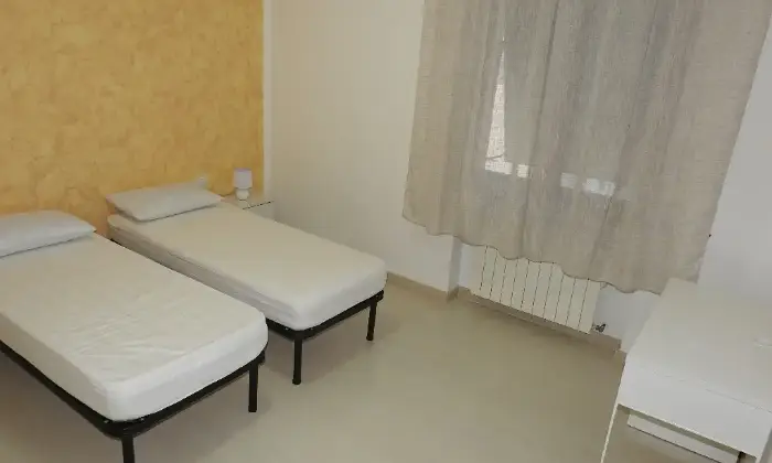 Rexer-Firenze-Posto-letto-SOLO-ragazze-ALTRO