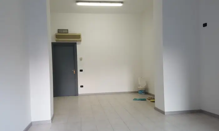 Rexer-Bergamo-NegozioUfficio-in-Centro-Caldaia-condensazone-nuova