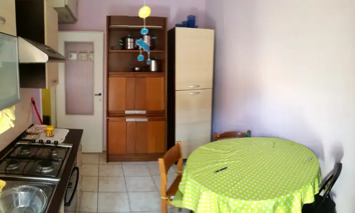 Rexer-Cagliari-Appartamento-per-studentesse-CAMERA-DA-LETTO