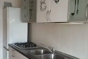 Rexer-Firenze-AFFITTO-SOLO-A-DONNE-LAVORATRICI-FUORI-SEDE-CUCINA