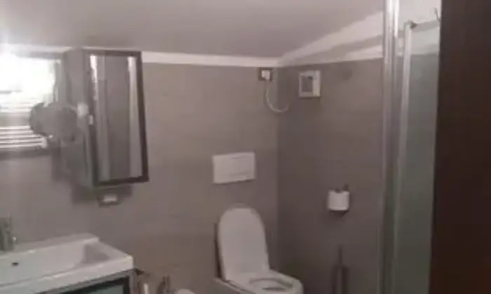 Rexer-Firenze-SOLO-X-DONNE-LAVORATRICI-FUORI-SEDE-BAGNO