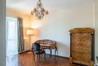 Rexer-Torino-Elegantemente-arredato-SALONE