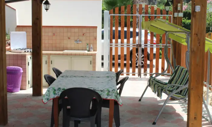 Rexer-Ragusa-Casavacanzekastalia-dentro-Villaggio-Turistico-Athena-Resort-ALTRO