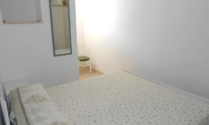 Rexer-Castrignano-del-Capo-CASA-SASHA-nel-centro-di-Santa-Maria-di-Leuca-CAMERA-DA-LETTO