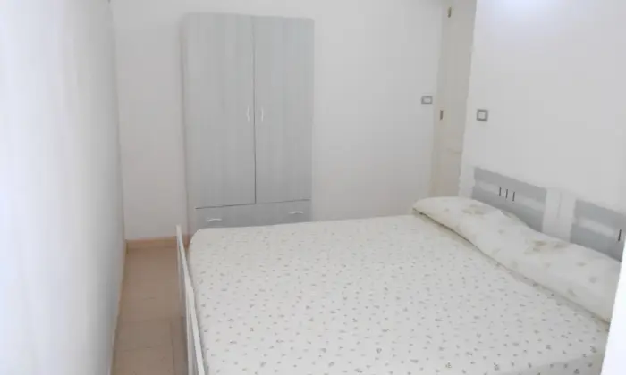 Rexer-Castrignano-del-Capo-CASA-SASHA-nel-centro-di-Santa-Maria-di-Leuca-CAMERA-DA-LETTO