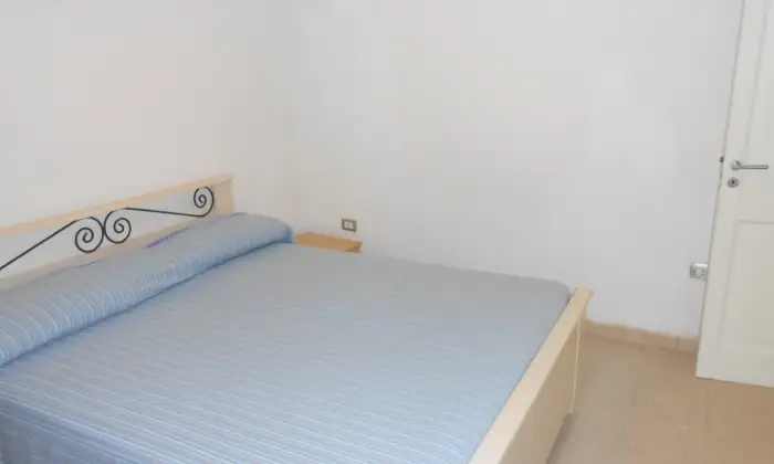 Rexer-Castrignano-del-Capo-CASA-SASHA-nel-centro-di-Santa-Maria-di-Leuca-CAMERA-DA-LETTO