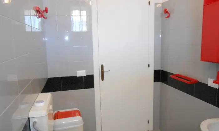 Rexer-Castrignano-del-Capo-CASA-RAFFAELE-a-Santa-Maria-di-Leuca-vicino-il-mare-BAGNO