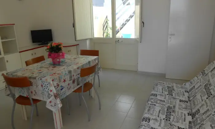 Rexer-Castrignano-del-Capo-CASA-RAFFAELE-a-Santa-Maria-di-Leuca-vicino-il-mare-SALONE