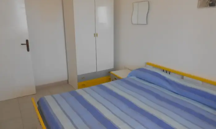 Rexer-Castrignano-del-Capo-CASA-RAFFAELE-a-Santa-Maria-di-Leuca-vicino-il-mare-CAMERA-DA-LETTO
