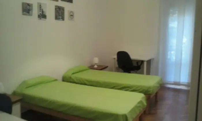 Rexer-Milano-CAMERA-DOPPIA-POLI-BOVISA-CAMERA-DA-LETTO