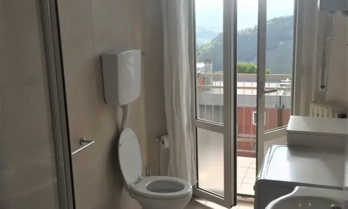 Rexer-Urbino-AFFITTO-CAMERA-SINGOLA-A-RAGAZZA-CAMERA-DA-LETTO