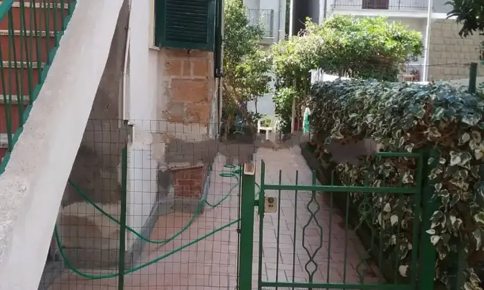 Rexer-Ischia-di-Castro-Terratetto-unifamiliare-appartamento-ALTRO