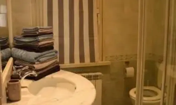 Rexer-Roma-Ultimo-posto-tra-Trastevere-e-Testaccio-BAGNO