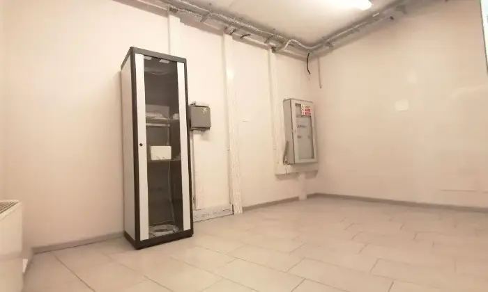 Rexer-Montelupo-Fiorentino-MONTELUPO-Via-CAVERNI-Locazione-immobile-mq-EX-FILiALE-di-BANCA-adatta-ad-uso-UFFICI-STUDI-PRIVATI-ALTRO