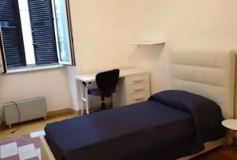 Rexer-Roma-Delizioso-appartamento-a-due-passi-dalla-Sapienza-CAMERA-DA-LETTO
