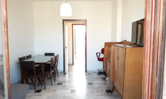 Rexer-Milano-Trilocale-piano-alto-subito-disponibile-SALONE