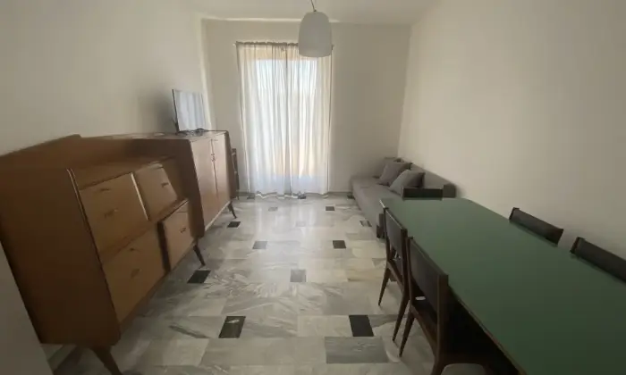Rexer-Milano-Trilocale-piano-alto-subito-disponibile-SALONE