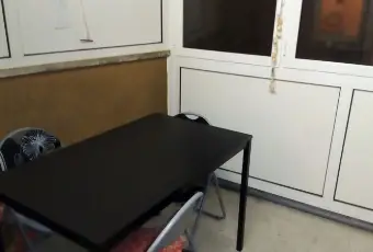 Rexer-Roma-Posti-letto-in-doppia-o-uso-singola-CUCINA