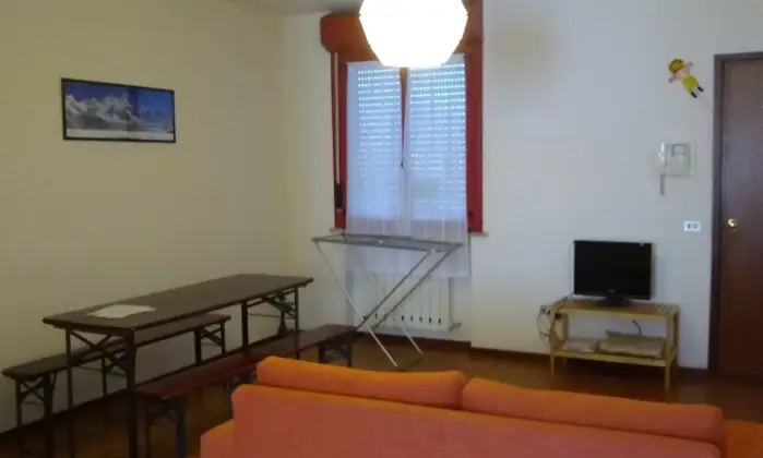 Rexer-Firenze-Stanza-per-studenti-CAMERA-DA-LETTO