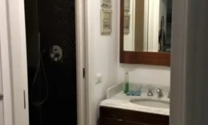 Rexer-Milano-BILOCALE-ARREDATO-ZONA-MOSCOVA-BAGNO