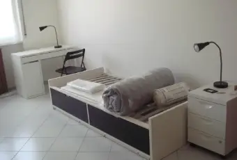 Rexer-Milano-posti-letto-studentesse-LIBERO-SUBITO-CAMERA-DA-LETTO
