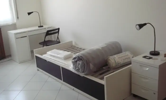 Rexer-Milano-posti-letto-studentesse-LIBERO-SUBITO-CAMERA-DA-LETTO