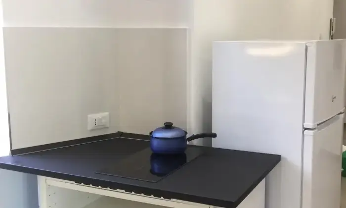 Rexer-Palermo-Stanza-singola-bagno-in-camera-Luminosissime-Camere-climatizzate-zona-Universit-CUCINA