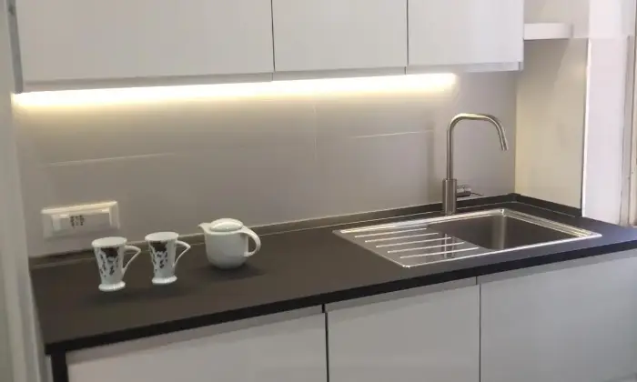 Rexer-Palermo-Stanza-singola-bagno-in-camera-Luminosissime-Camere-climatizzate-zona-Universit-CUCINA