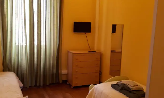Rexer-Roma-Delizioso-Appartamento-in-Affitto-nel-Cuore-di-Roma-CAMERA-DA-LETTO