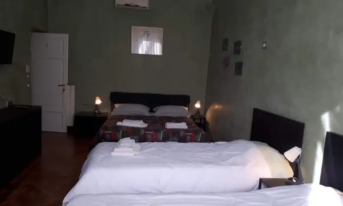 Rexer-Roma-Delizioso-Appartamento-in-Affitto-nel-Cuore-di-Roma-CAMERA-DA-LETTO