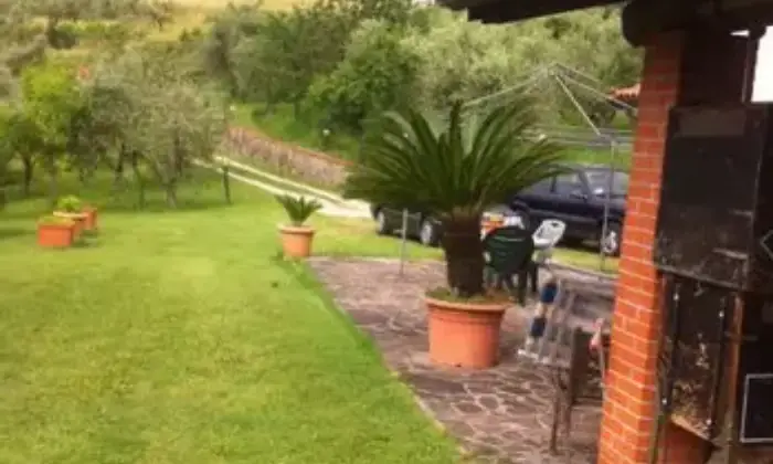 Rexer-Marliana-Villa-su-piani-con-terreno-GIARDINO