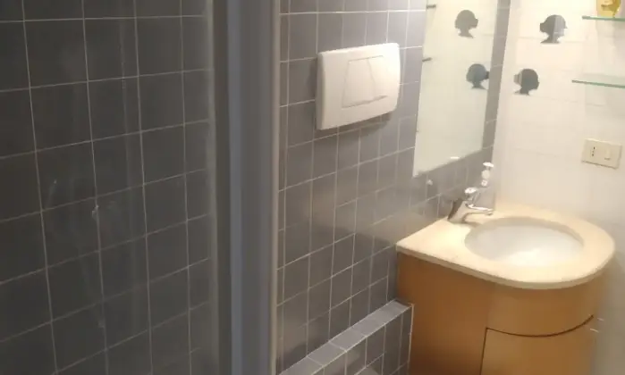 Rexer-Roma-Appartamento-ristrutturato-luminoso-signorile-BAGNO